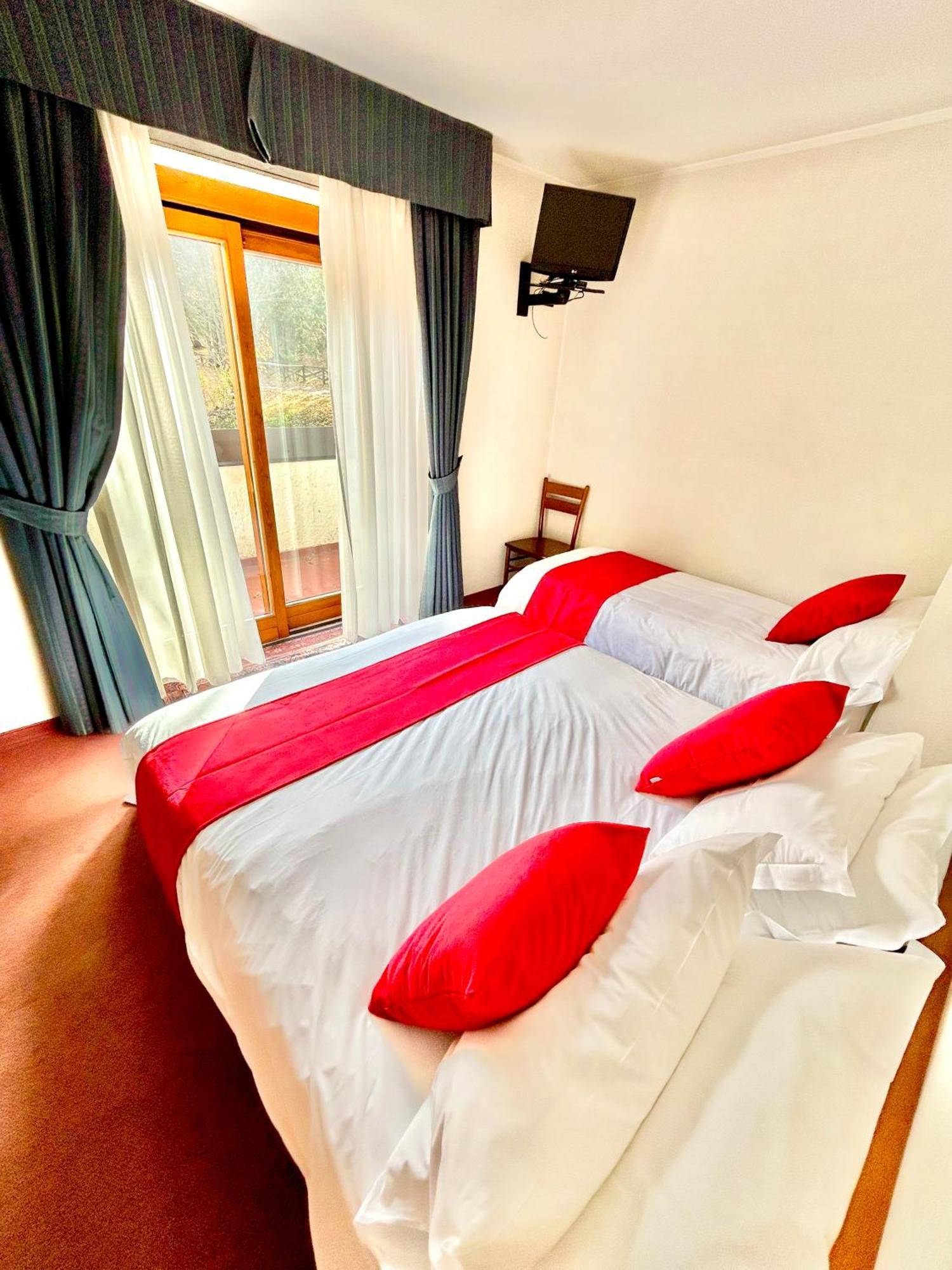 Hotel La Nigritella Bardonecchia Exteriör bild