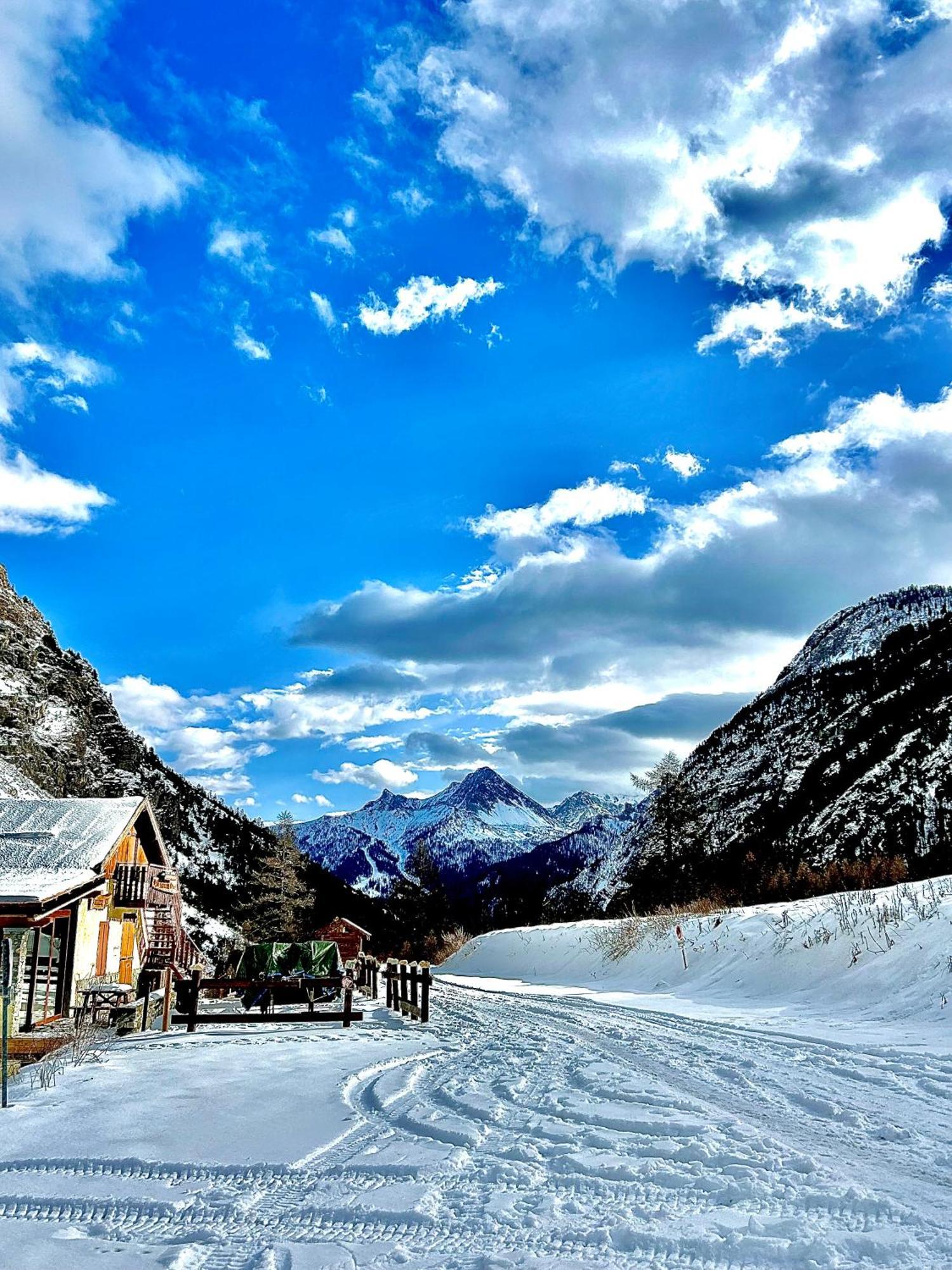 Hotel La Nigritella Bardonecchia Exteriör bild